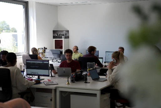 Bureaux MEB Solution à l'Axis Parc